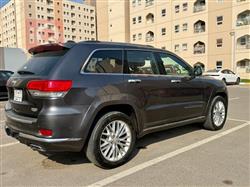 جیپ گراند شیرۆکی